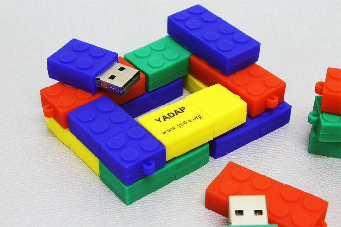 Lego custom USB drives.