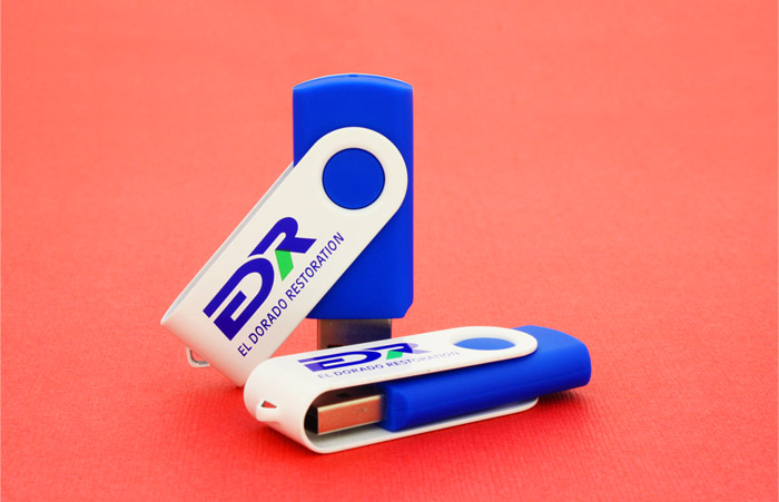 DR White Swivel USB Drive #1